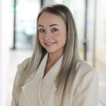 Chantal van den Broek